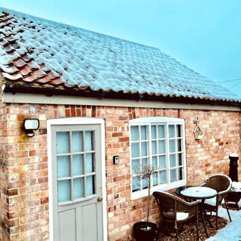 East Bridgford Coach House - Hot Tub Now Available!