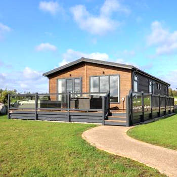 35 Delamere Point