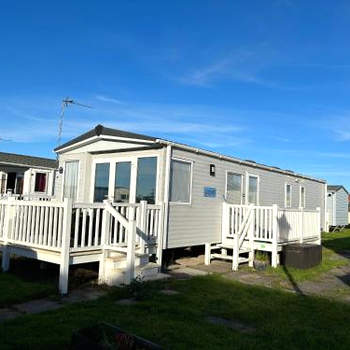Beachcomber, A Modern caravan with CH and DG, Smart tv in every room and private broadband