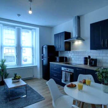 Excellent One Bedroom Apartment Dundee