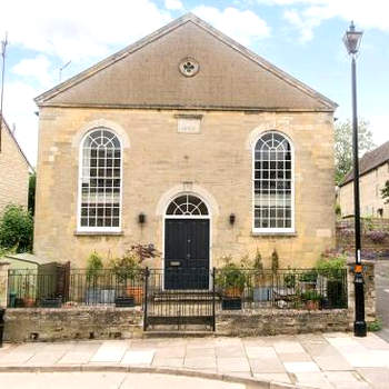 3 bedroom converted chapel in historic Oundle