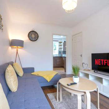 Wonderful 2 bed accommodates 6