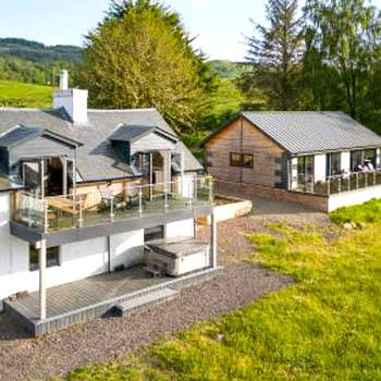 Blar Cottage (Private Sauna + Fast Starlink Wifi)