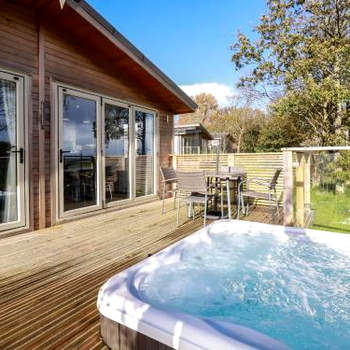 20 Meadow Retreat