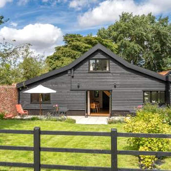 Contemporary Barn Waveney Valley