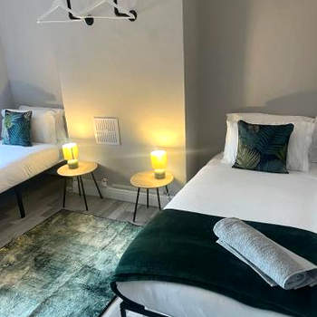 Ringwood Place 3 Bedroom House NG8