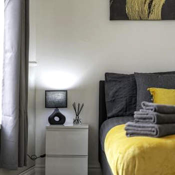 Comfy Stay 1 Bedroom Apartment