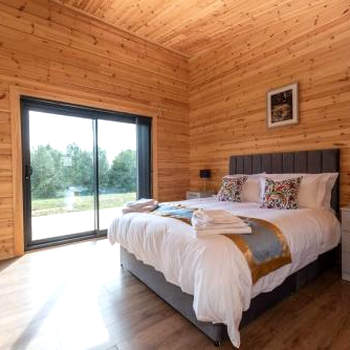 Lodge 2 - Stunning Finnish Log Homes in Suffolk