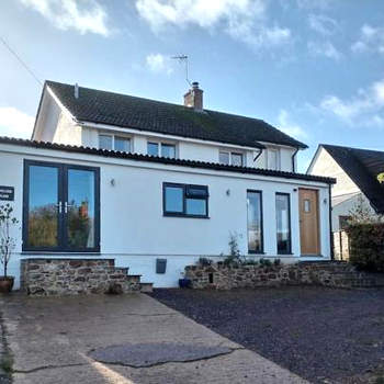 New spacious and sunny annexe with Underfloor heating throughout