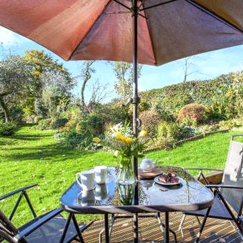 Flaxpool Well Garden Room
