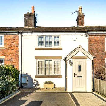 Charming Luxury Cottage in Prestwich