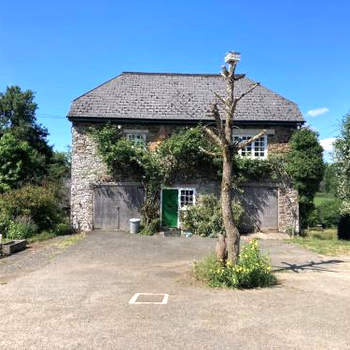 2 Bed in Holsworthy 77555