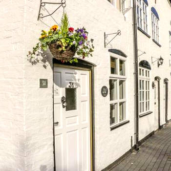 31 Riverside