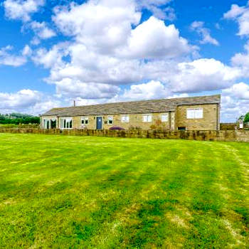 3 Bed in Denby Dale 88924