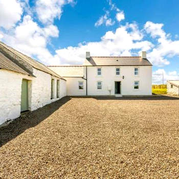 3 bed property in St Davids 88892