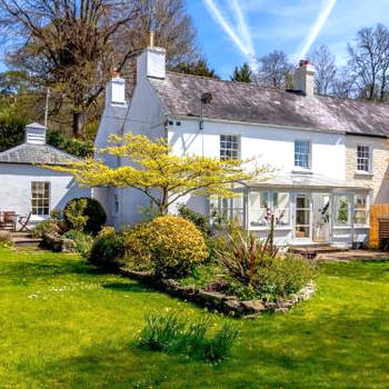 3 Bed in Llangorse BN331