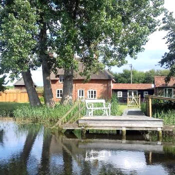 6 Bed in Wroxham 72652