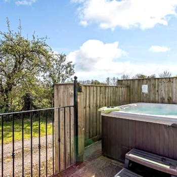 4 Bed in Taunton KIBTR