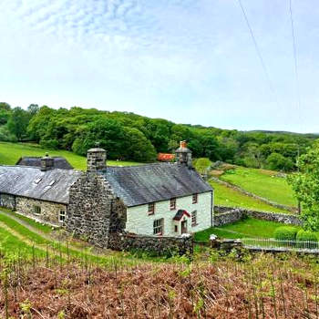 Gallestra a Rustic, Rural Retreat Farm House Nr Dolgellau Snowdonia