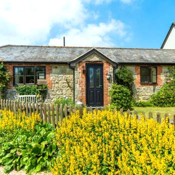 2 bed in Godshill IC085