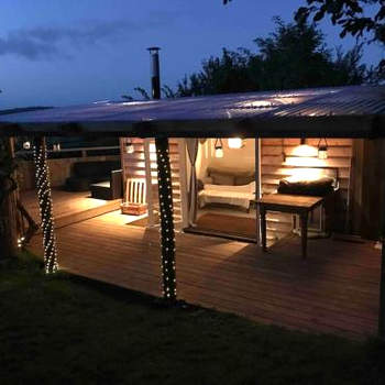 Rustic Lodge, Stunning views & star gazing bath