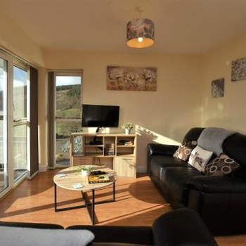 2 bed property in Bala 86964