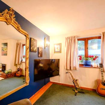3 bed in Milford Haven 86881