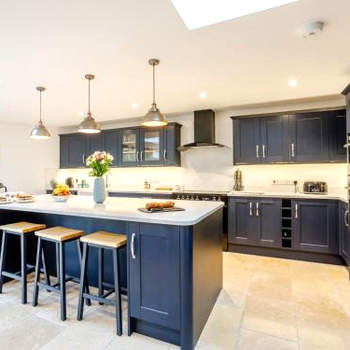 6 Bed in Blandford Forum 80549