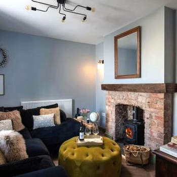 Countryside cottage located in quaint little village of Glanwydden, award-winning pub right on the doorstep