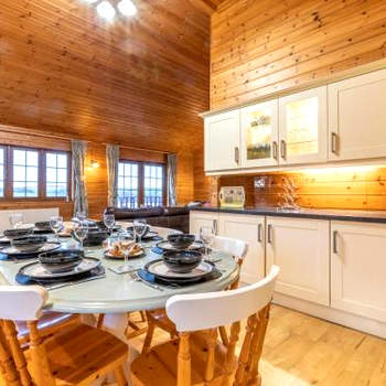 4 Bed in Clovelly 00360