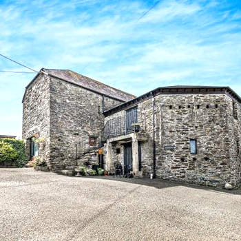 2 Bed in Looe TRERO