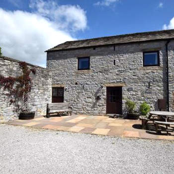 3 Bed in Ashford in the Water PK501