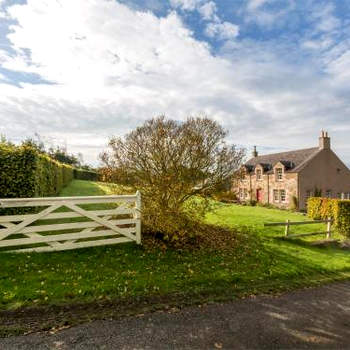 4 Bed in Ancrum CA035