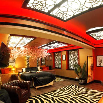 Beyond - Romantic Basement Apartment