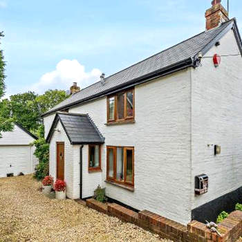 4 Bed in Sway NFL94