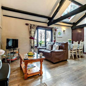 2 bed in Looe 43126