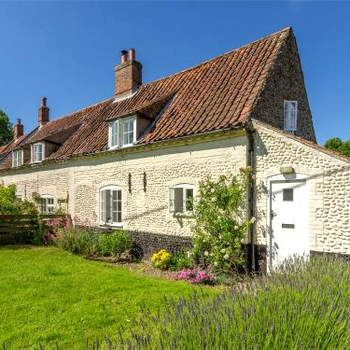 2 Bed in Field Dalling KT007