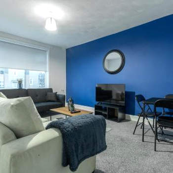Kirkview Apartment