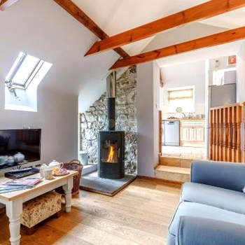 1 Bed in Wootton Under Edge EARBA