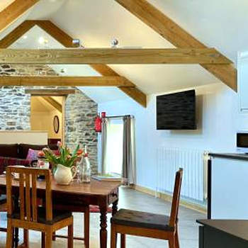 Charming Countryside Barn