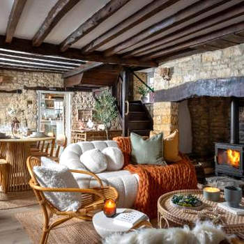 Bourton Newly Remodeled Scandi Chic Authentic Charm & Character
