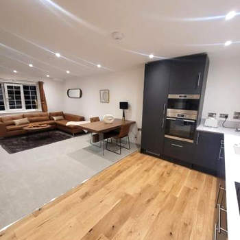 Luxury 1 Bed Apartment In The Centre Of Rochester