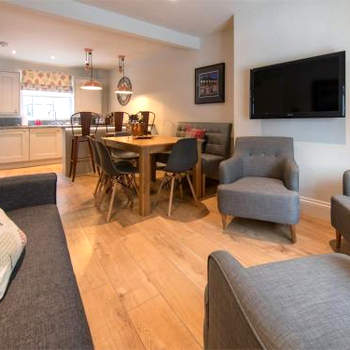3 Bed in Harrogate HH084