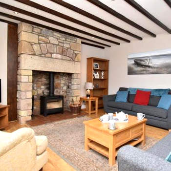 3 Bed in Seahouses CN103