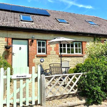 2 Bed in Godshill IC106