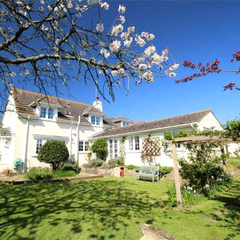 4 Bed in Coryates DC041
