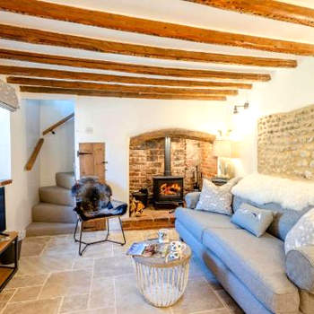 2 Bed in Holt 78233