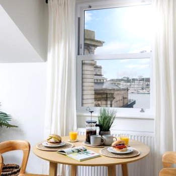 2 Bed - Penthouse The Gatehouse by Pureserviced