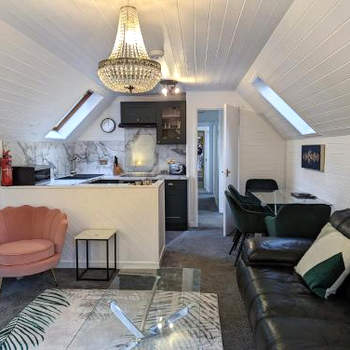 Morrigan 7-Pet Friendly-Boutique-Perthshire-Families