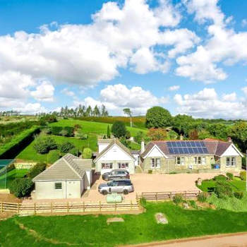 6 Bed in St Andrews 89572